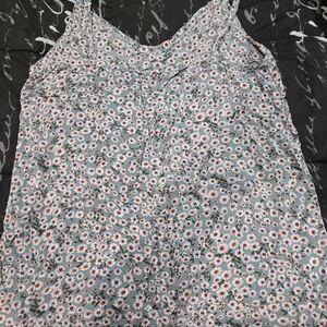 Floral Print Sleeveless Blouse